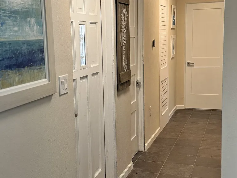 Magnolia Ave — Photo 22