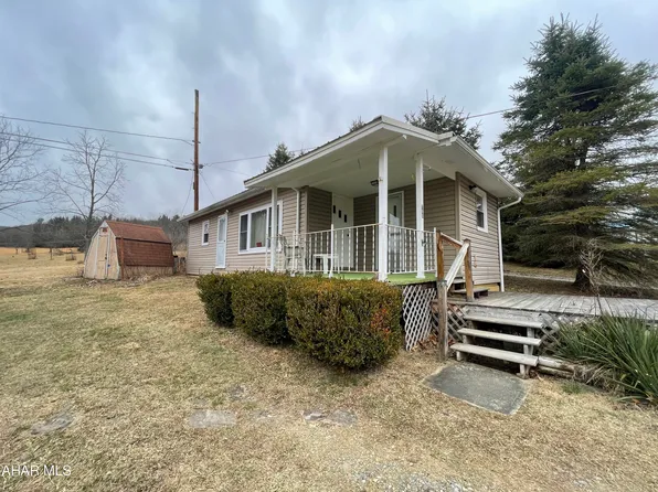 196 Mountain View Dr, Tyrone, PA 16686