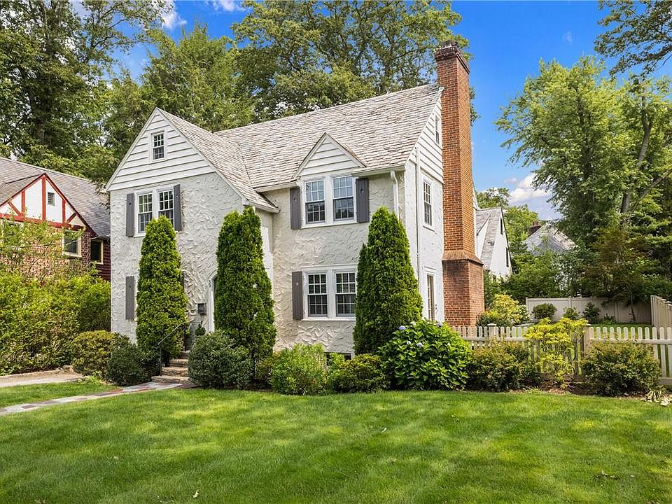 1st image of 59 Findlay Avenue