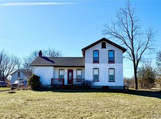 13123 Main Rd, Akron, NY 14001