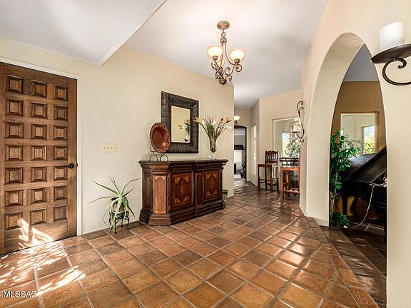 4th image of 4477 E Saranac Dr
