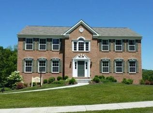 135 Walnut Dr, Mc Kees Rocks, PA 15136