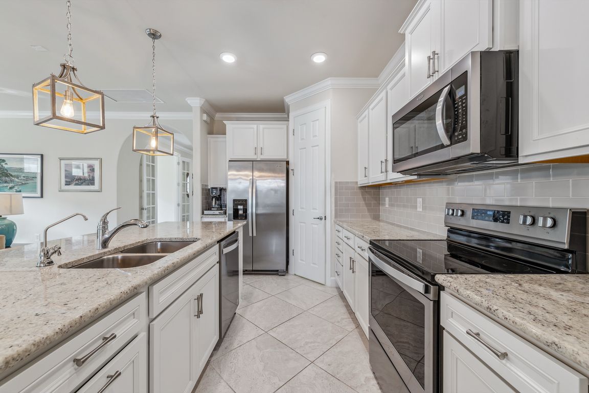 next background image