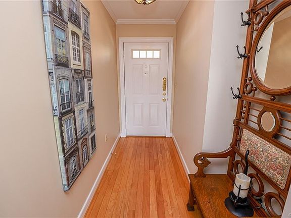 4th image of 3136 Lake Terrace Ct #64