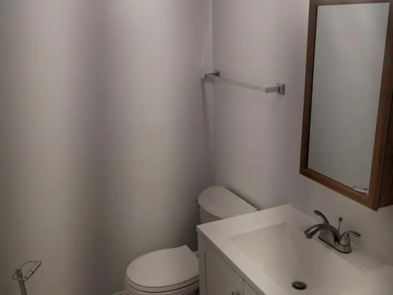 207 Stafford Mews Ln #207 — Photo 2
