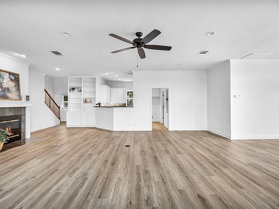 5-web-or-mls-6303-ridgeback-dr_08032023