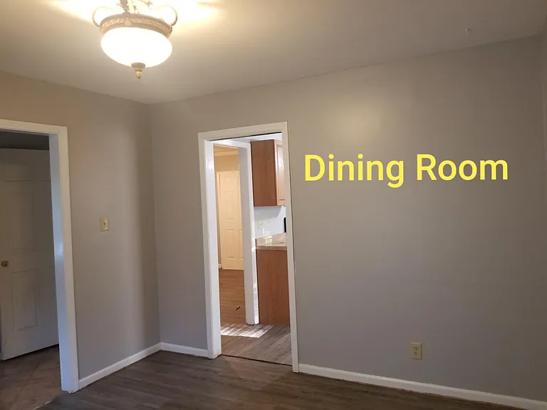 4825 Rolling Fields Dr — Photo 6
