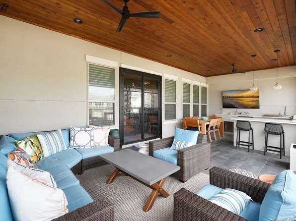 21730 Rugged Hills, San Antonio, TX 78258