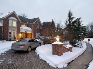 11 Valley Wood Dr, Franklin Twp., NJ 08873