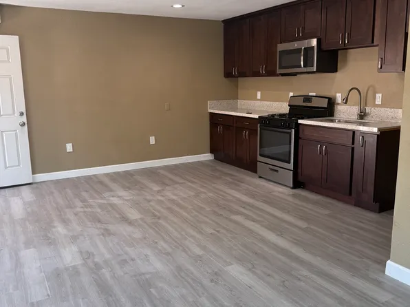 1313 S Yucca Ave #2, Bloomington, CA 92316