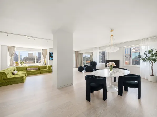 303 East 57th Street image 1 of 7