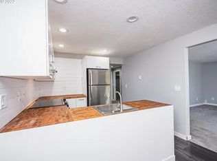 5439 NE Killingsworth St, Portland, OR 97218