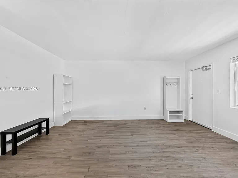 6565 Santona St #B17 — Photo 9