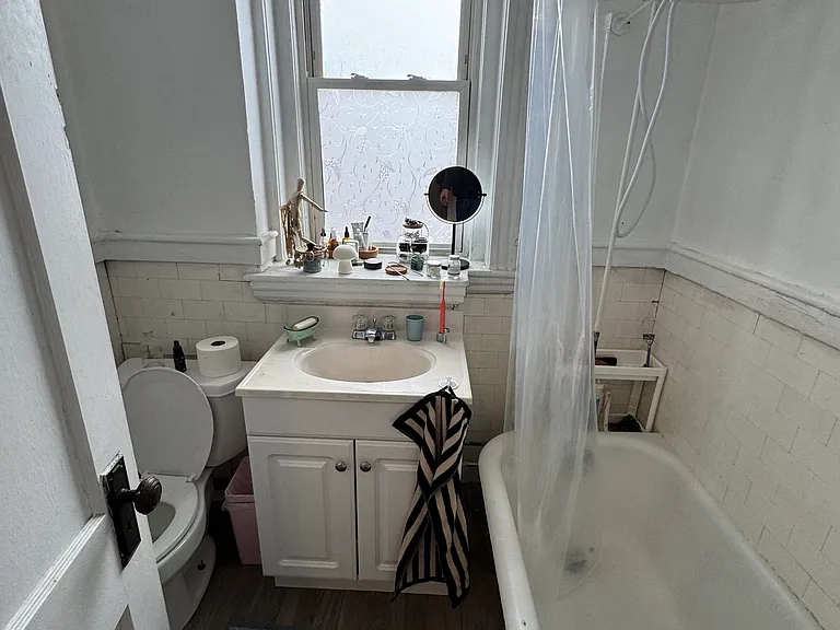 28 Quint Ave #56 — Photo 5