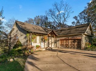 1084 Riverview Rd, Clever, MO 65631