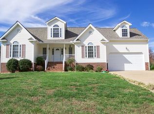 12824 Chester Grove Dr, Chester, VA 23831