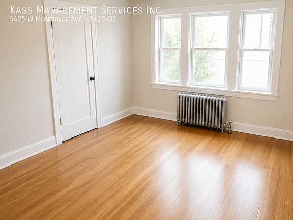 3rd image of 5419 W Montrose Ave #5425-N3