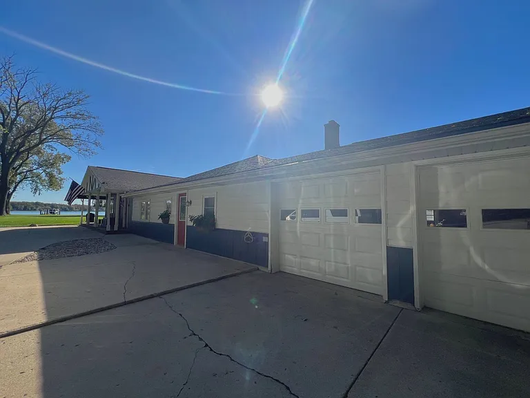327 Big Bay Dr — Photo 29