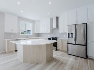 20429 16a Ave NW, Edmonton, AB