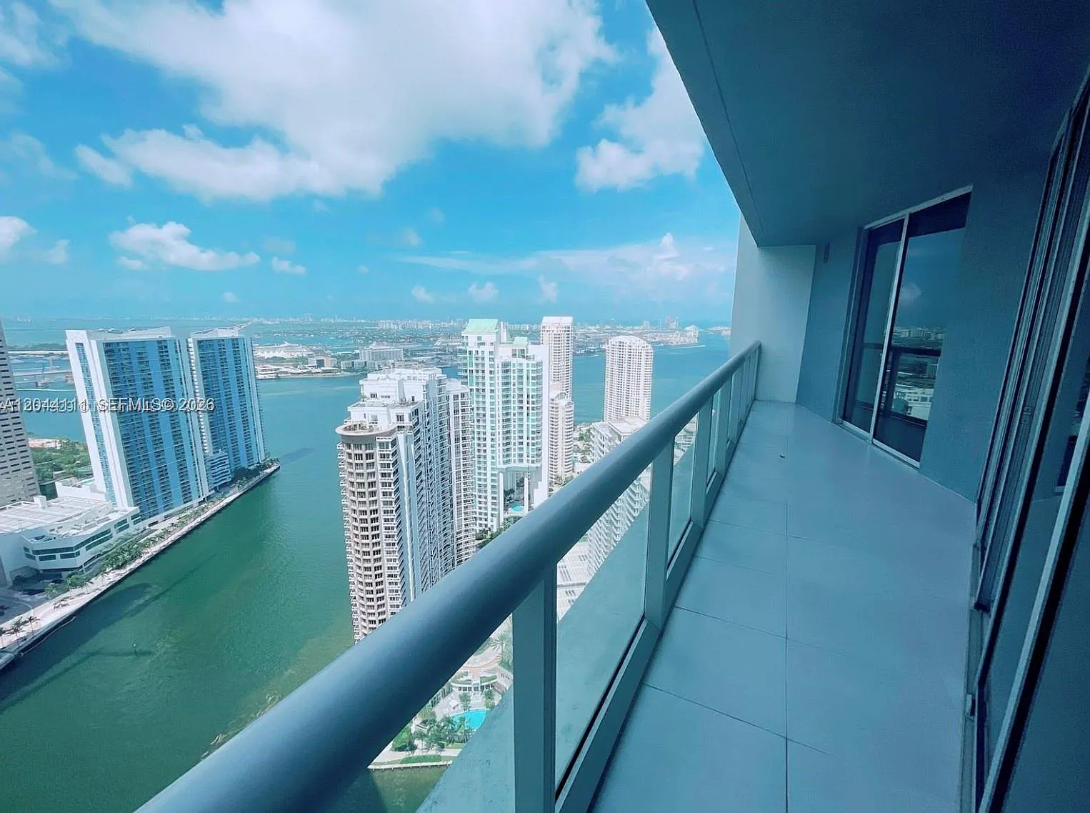 Icon Brickell No Two — Photo 3