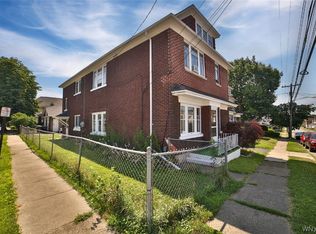 56 Franklin St, Lackawanna, NY 14218