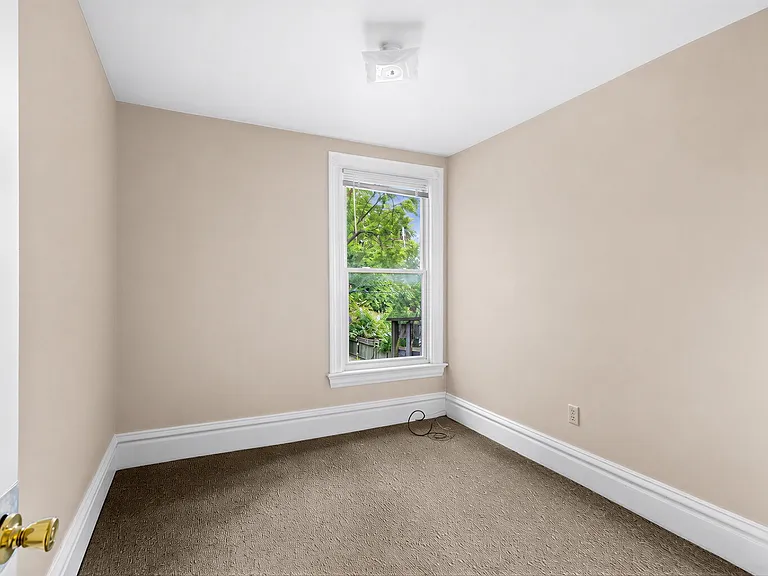 10-12 S 16th Ave E #10 — Photo 24