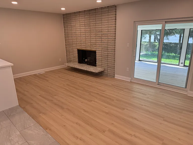 35223 Mustang Dr — Photo 6