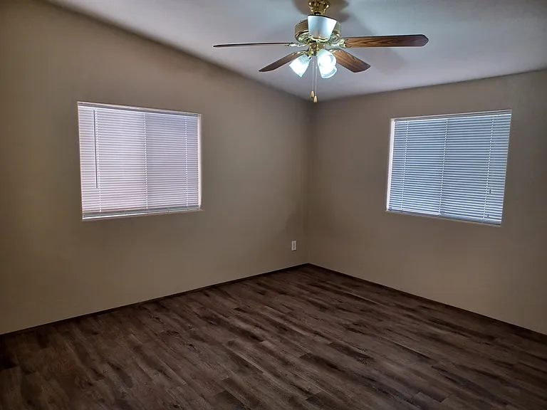 8976 N Odin Dr — Photo 10