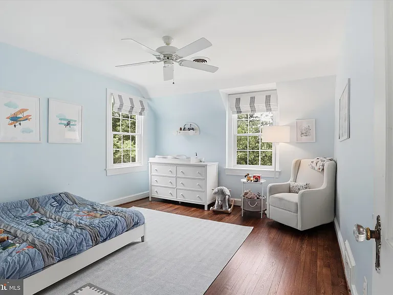 2316 N Stafford St — Photo 31