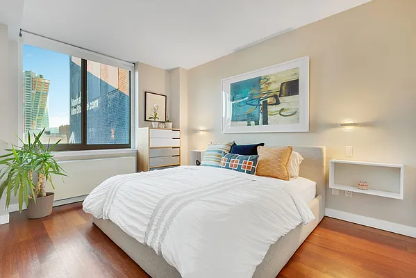 Sold by Compass | media 5