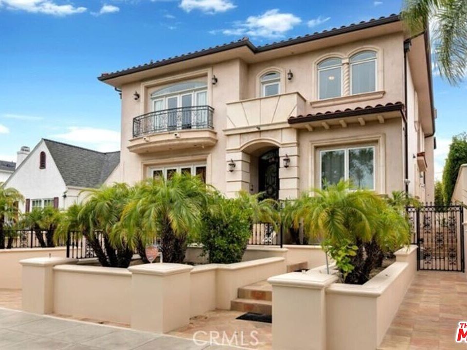 1st image of 10517 Blythe Ave