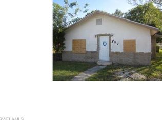 637 Pine St, Fort Myers, FL 33916