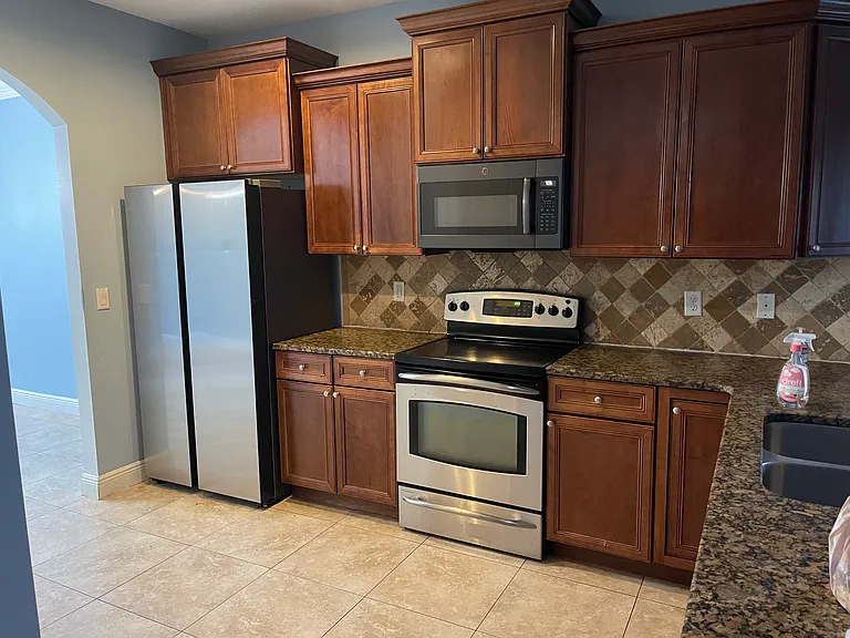 702 Hazel Dr — Photo 14