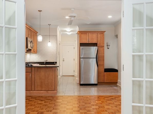 76 Phillips St APT 4, Boston, MA 02114