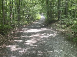 19-1 Coffin Rd, Farmington, ME 04938