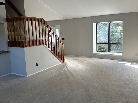 3rd image of 8846 Casselberry Ct