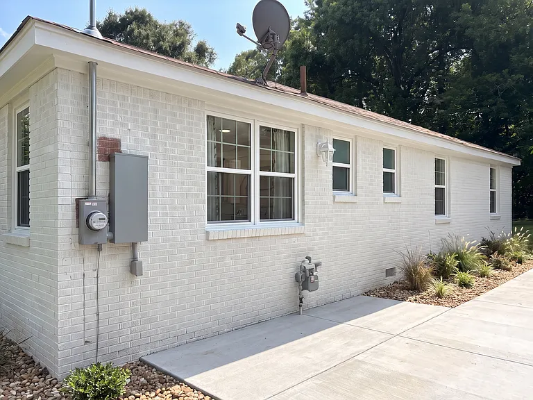 4487 Aline Rd — Photo 9
