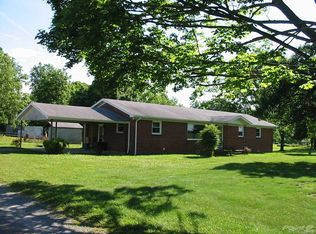 2598 Sixteenth Model Rd, Manchester, TN 37355