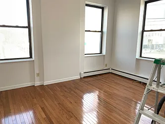 Rented by Erman Agirnasli, LREB