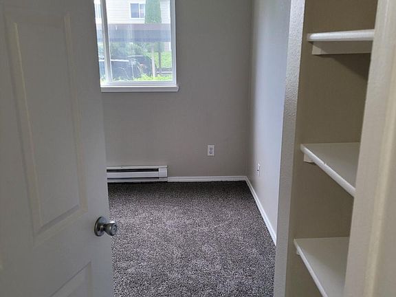 4th image of 5607 Finch Dr #204