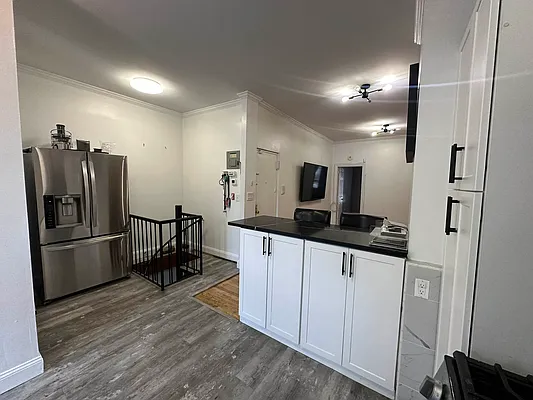 Rented by Limestone Realty Bklyn, LLC | media 4