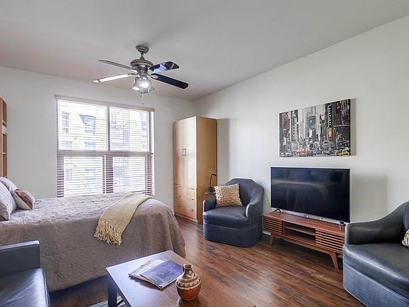 3rd image of 1150 J St Unit 603