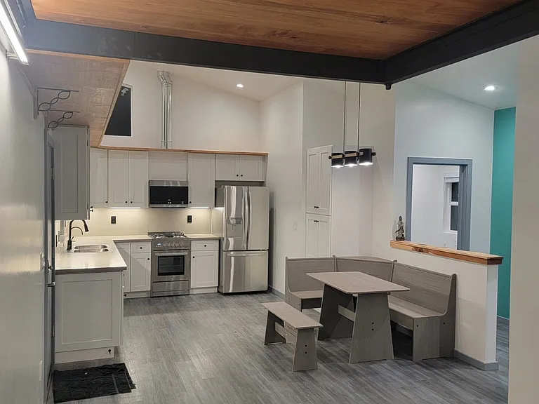 1375 Nipomo Ave — Photo 1