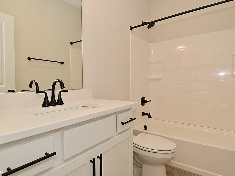 12014 Gia Ct — Photo 32