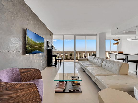 3rd image of 2000 Island Blvd APT 708
