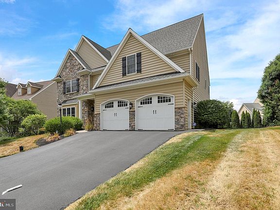 3rd image of 339 Spurrier Dr