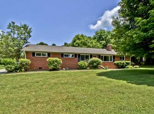 606 Wesley Rd, Knoxville, TN 37909