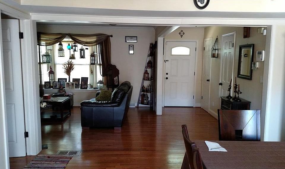1st image of 6268 E 129th St