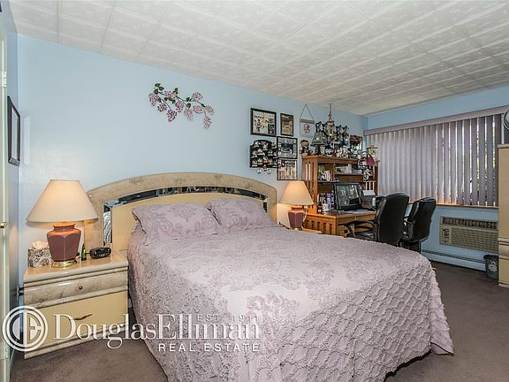 5th image of 745-23 Conklin St
