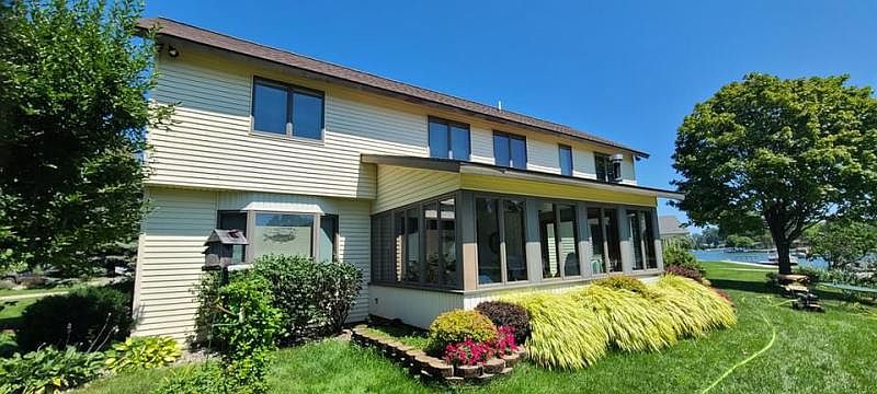 1st image of 9971 Circle Dr